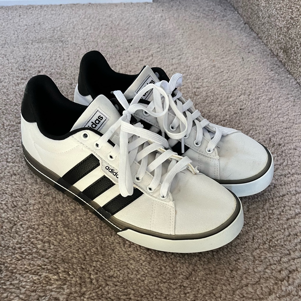 Men’s Adidas Boat Shoe / Sneaker